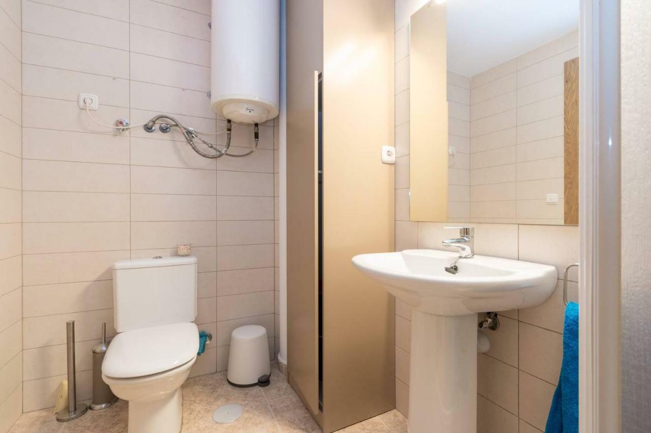 Chez Vous Apartment ลอร์กา ภายนอก รูปภาพ